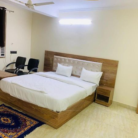 Shri Ram Home Stay นิวเดลี ภายนอก รูปภาพ